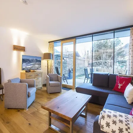 Apartment In Neukirchen By Ski Lift & Sauna Semesterbostad Neukirchen am Großvenediger