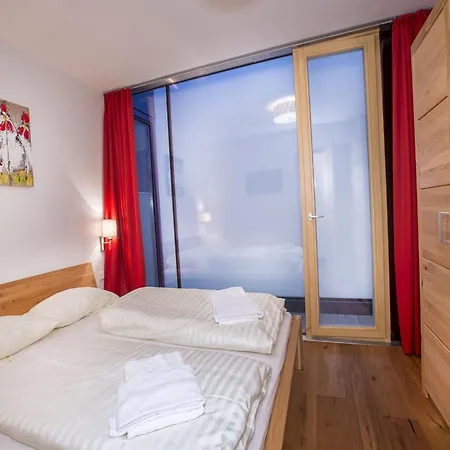 In Neukirchen By Lift & Sauna Appartement *