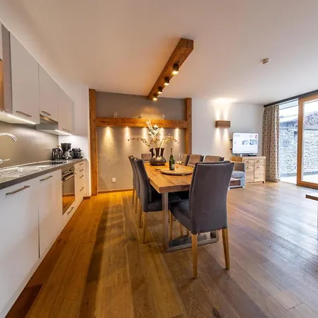 Semesterbostad Apartment In Neukirchen By Ski Lift & Sauna Neukirchen am Großvenediger