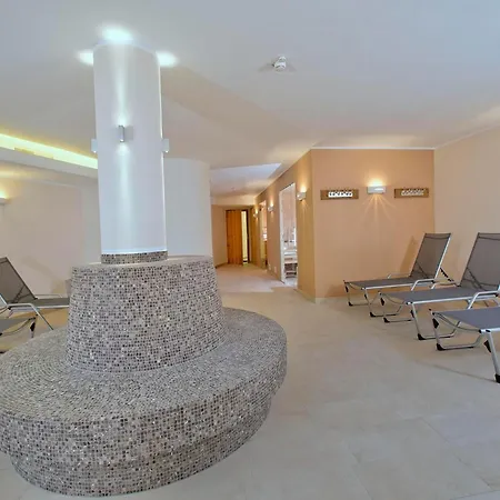 Semesterbostad Apartment In Neukirchen By Ski Lift & Sauna