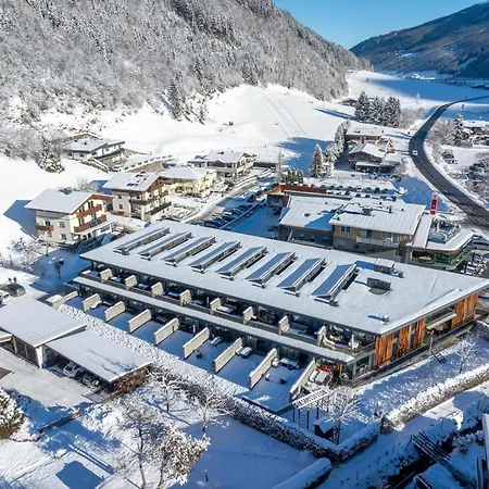 Semesterbostad Apartment In Neukirchen By Ski Lift & Sauna Neukirchen am Großvenediger